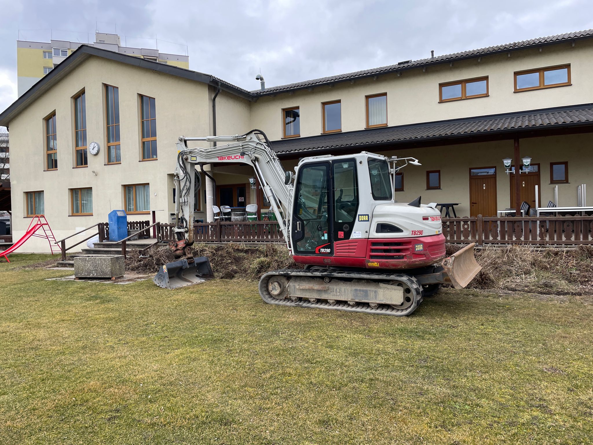 Baustart der Terrassenerweiterung